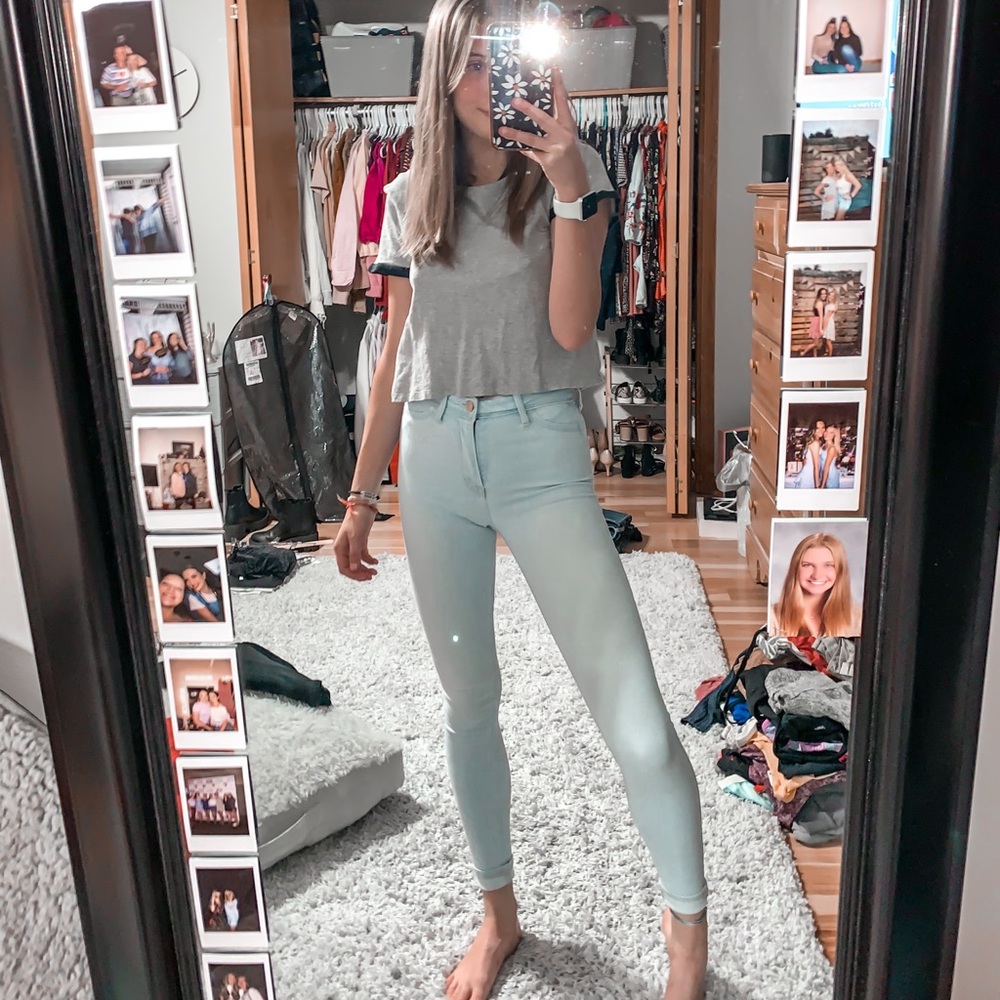 Hollister jean legging!